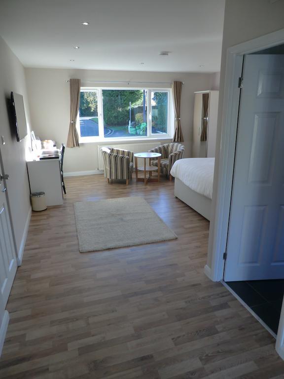 Coombe Dale Accommodation Lulsgate Bottom Bilik gambar
