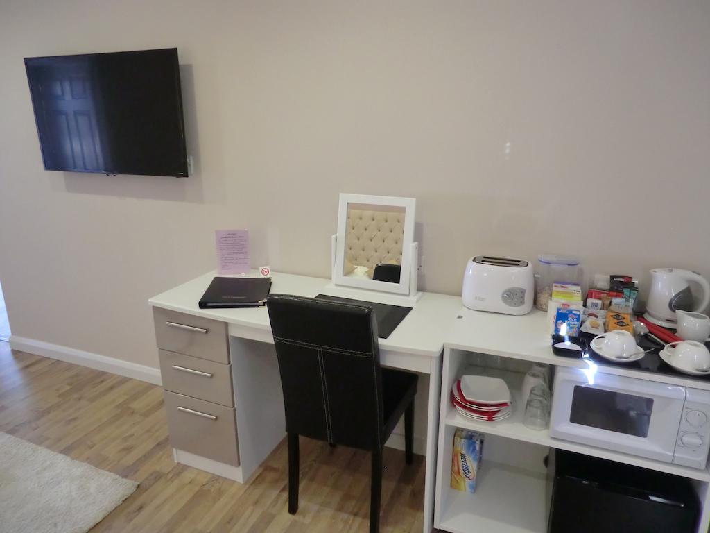 Coombe Dale Accommodation Lulsgate Bottom Bilik gambar