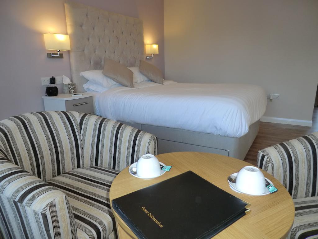 Coombe Dale Accommodation Lulsgate Bottom Bilik gambar