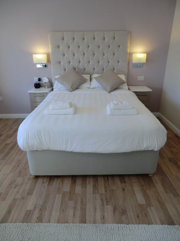 Coombe Dale Accommodation Lulsgate Bottom Bilik gambar